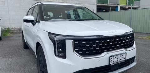 Kia CARNIVAL 2024