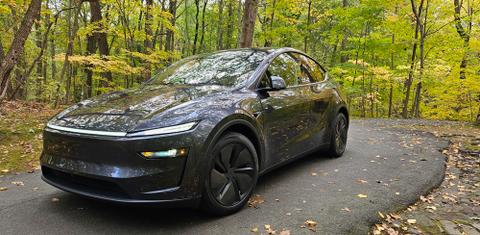 Tesla Model Y 2026