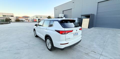 Mitsubishi OUTLANDER 2022