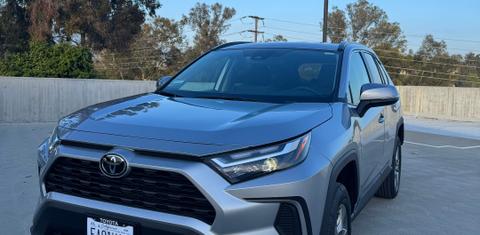 Toyota RAV4 2025