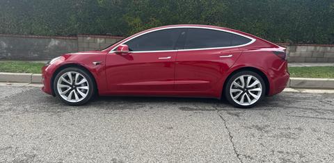 Tesla Model 3 2020