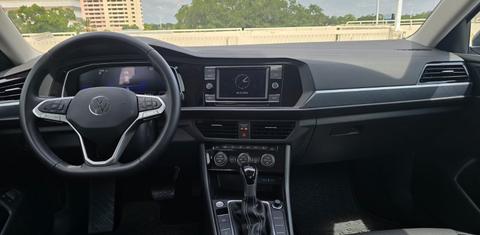 Volkswagen Jetta 2024