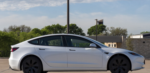 Tesla Model 3 2024