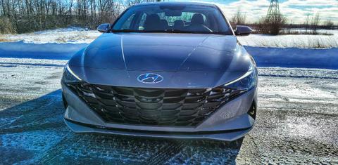 Hyundai Elantra 2023