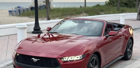 Ford Mustang 2024