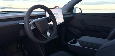 Tesla Model Y 2026