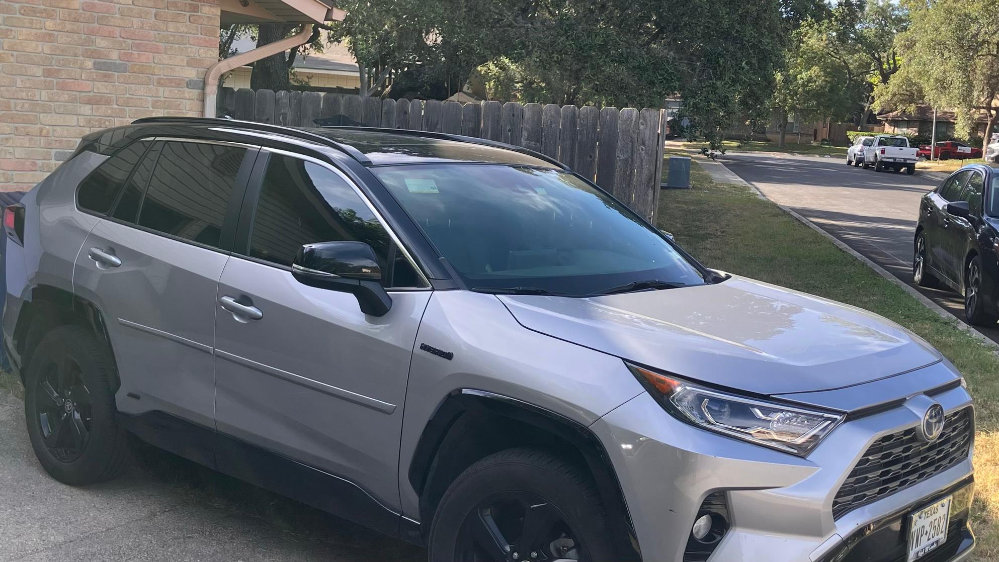 Toyota RAV4 Hybrid 2021 in 