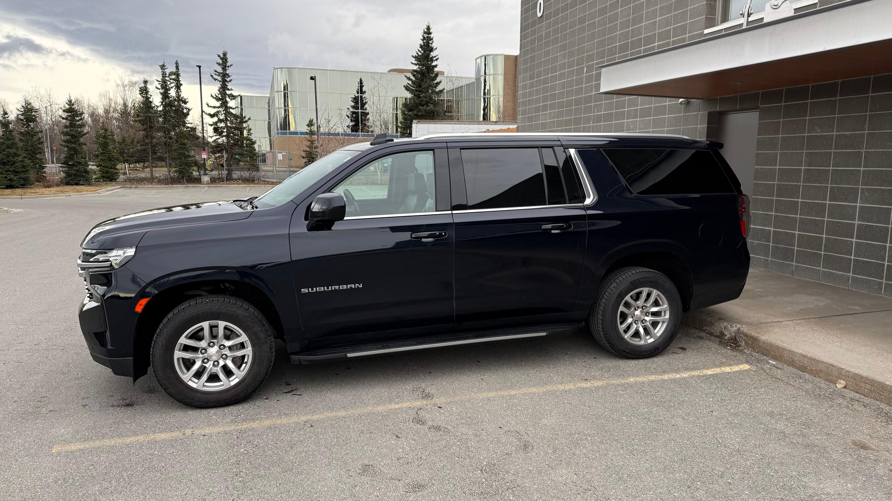Chevrolet Suburban 2022 in Anchorage, AK