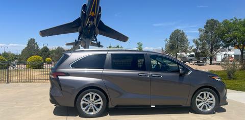 Toyota Sienna 2023