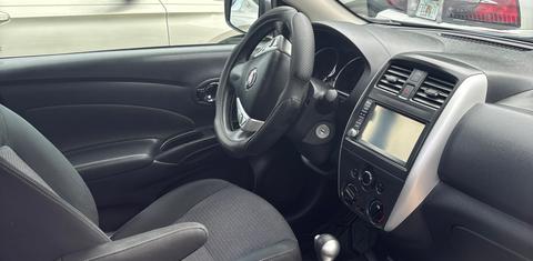Nissan Versa 2019