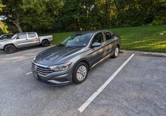 Volkswagen Jetta car