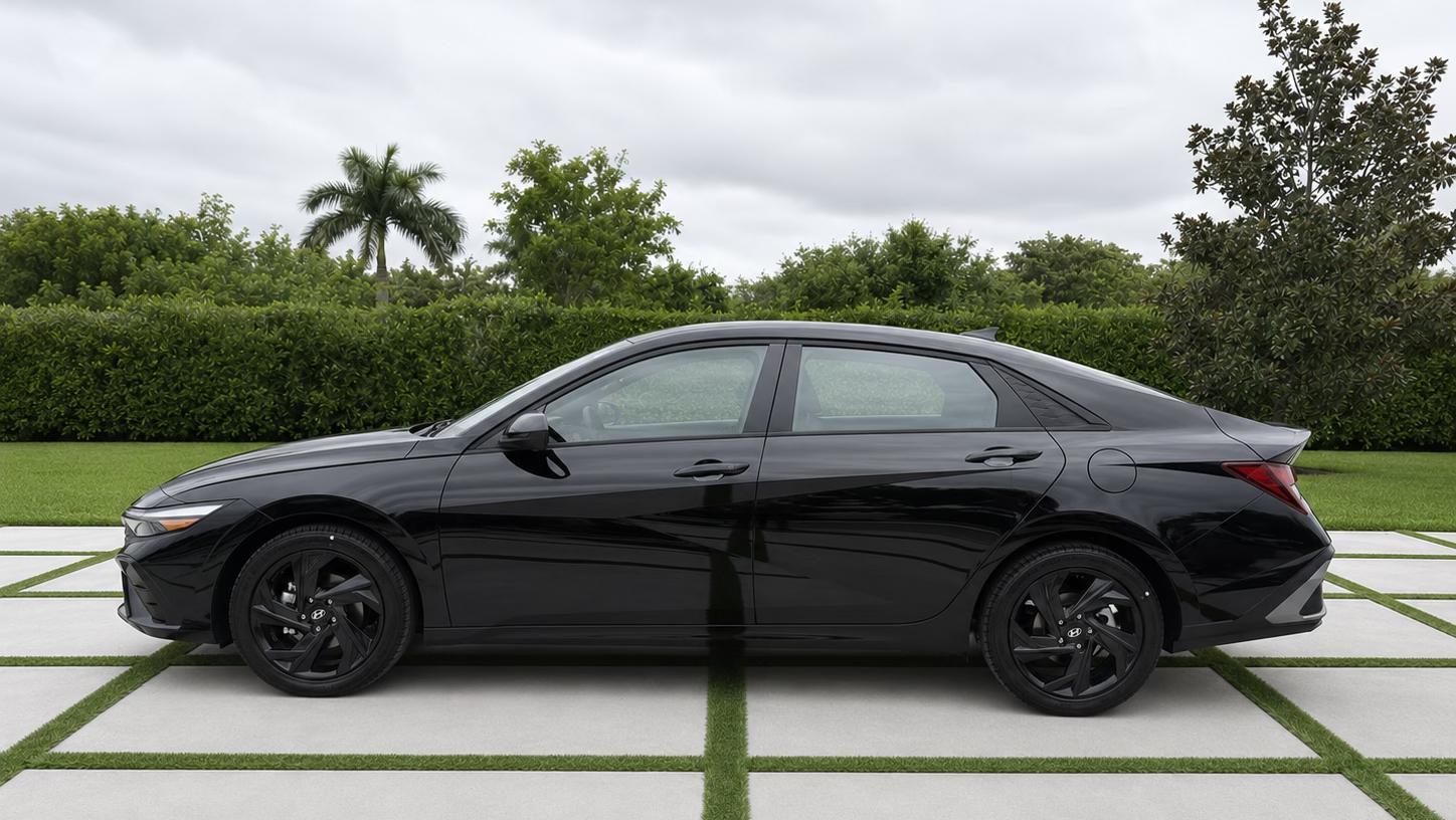 Hyundai Elantra 2026 in Sarasota, FL