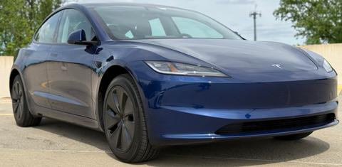Tesla Model 3 2025