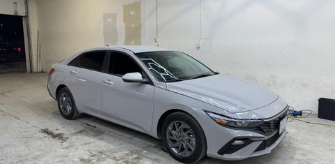 Hyundai Elantra 2025