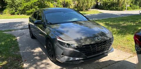 Hyundai Elantra 2023