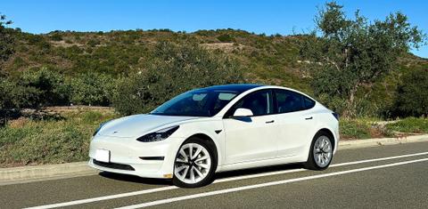 Tesla Model 3 2022