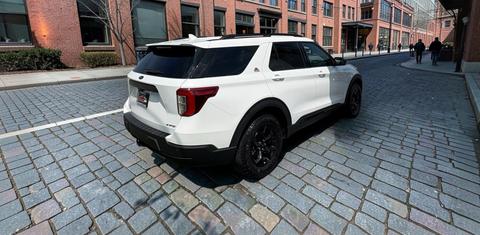 Ford Explorer 2023