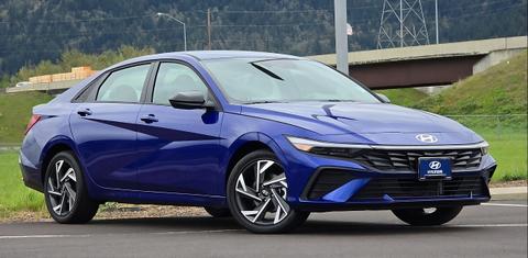 Hyundai Elantra 2025