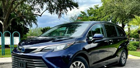 Toyota Sienna 2024