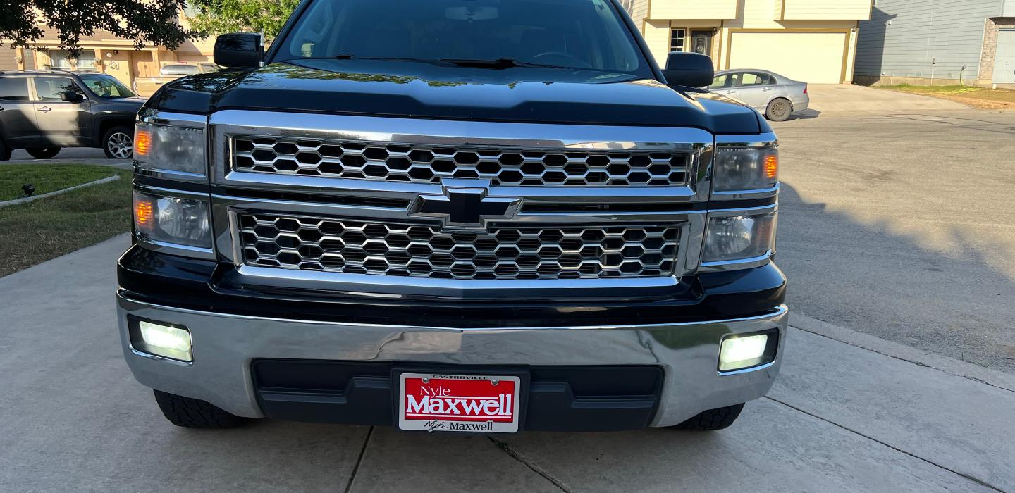 Chevrolet Silverado 1500 2015 rental in San Antonio, TX by Diego V. Turo