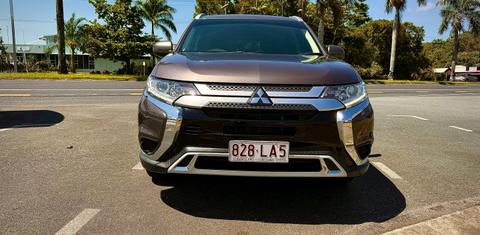 Mitsubishi OUTLANDER 2019