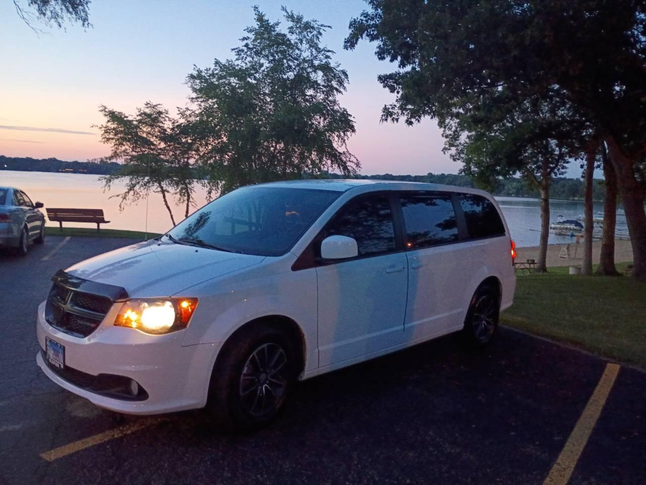 Dodge Grand Caravan 2018 in Round Lake Park, IL