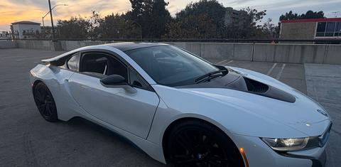 BMW i8 2016