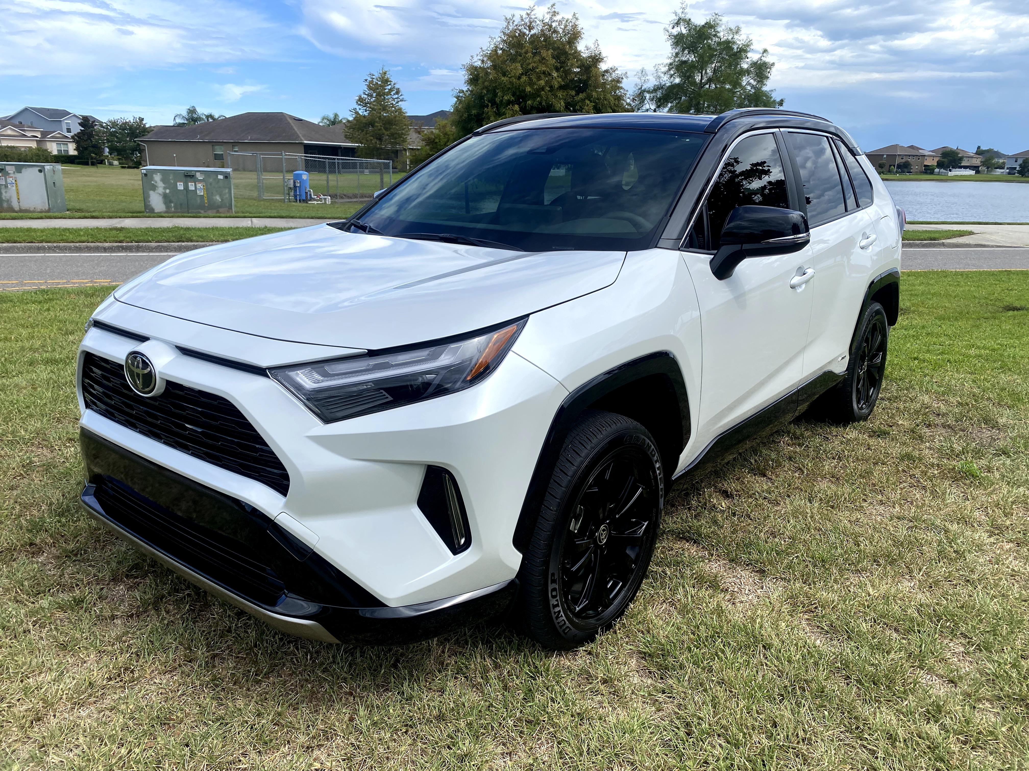 Toyota RAV4 Hybrid 2025 in 