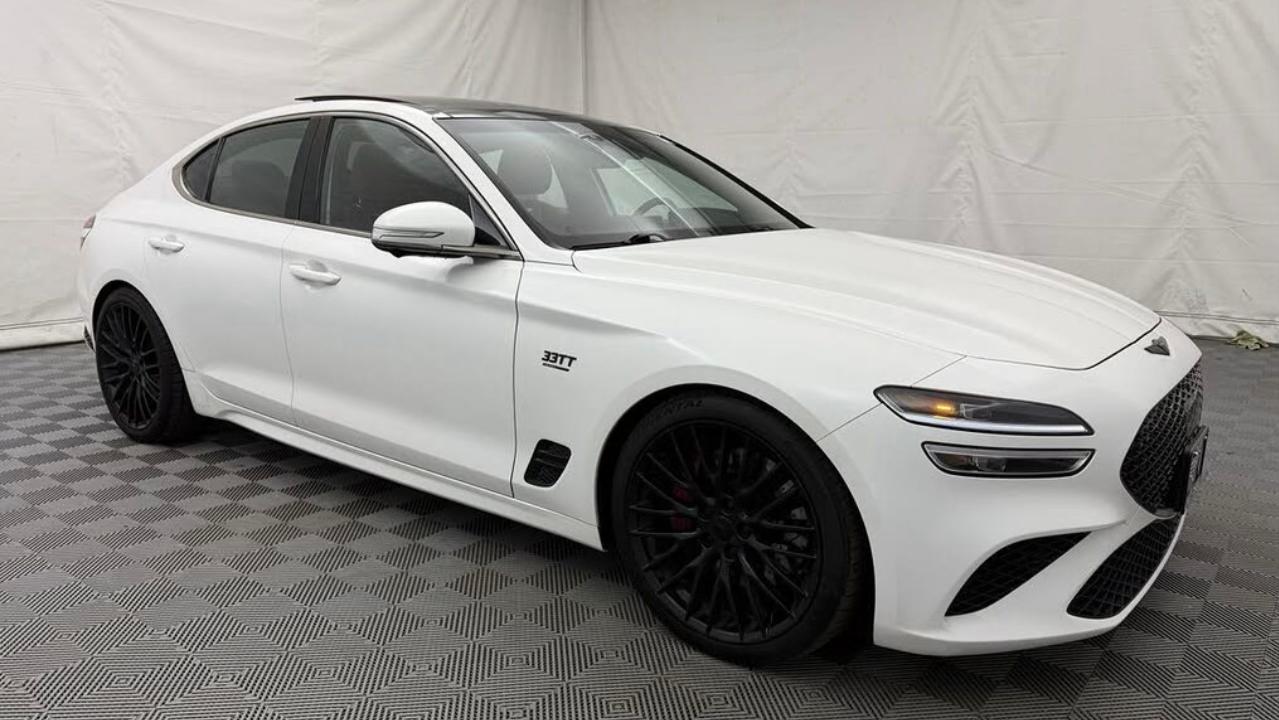 Genesis G70 2022 in Minneapolis, MN