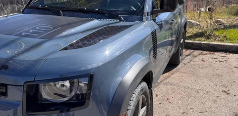 Land Rover Defender 2023