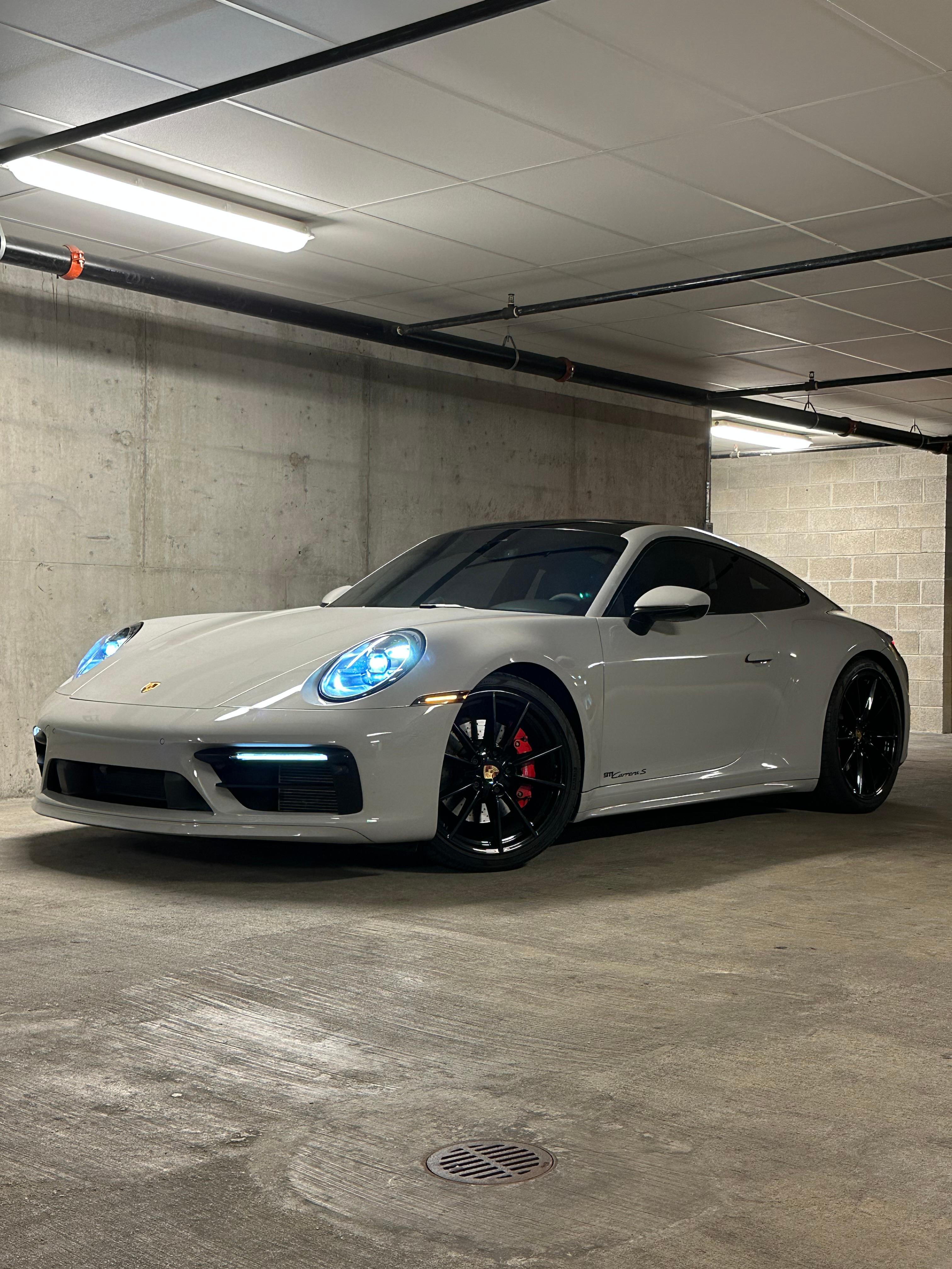 Porsche 911 2021 in Chicago, IL