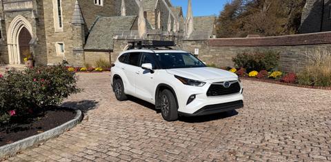 Toyota Highlander Hybrid 2023