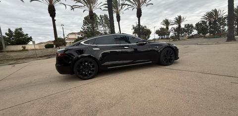 Tesla Model S 2018