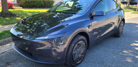 Tesla Model Y 2026
