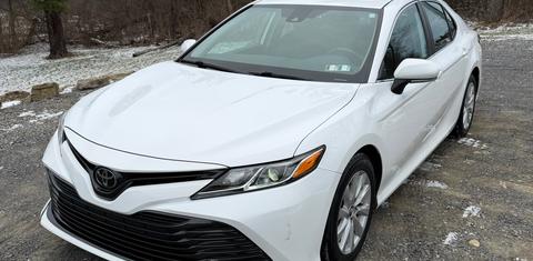Toyota Camry 2019