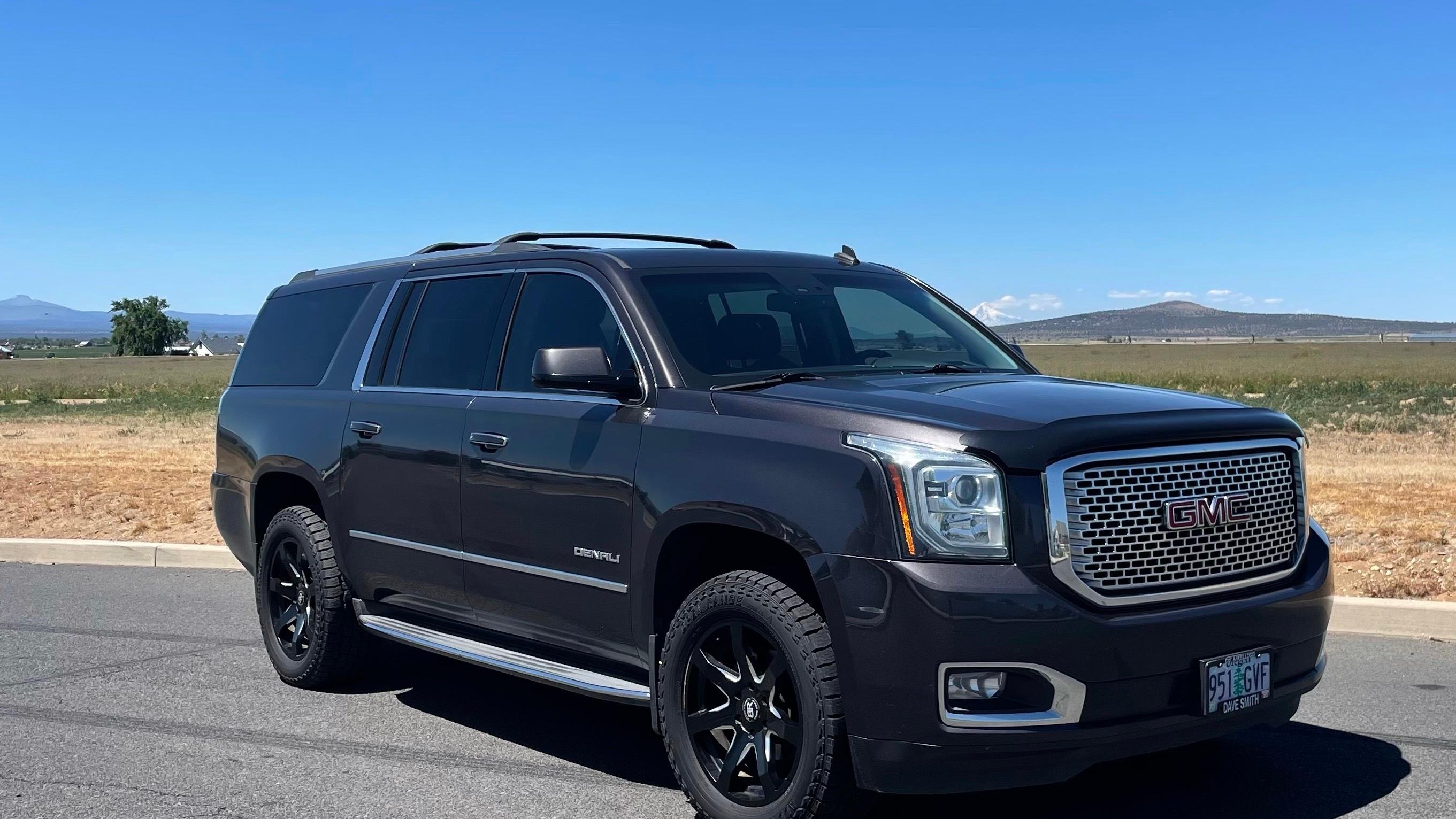 GMC Yukon XL 2015 in Redmond, OR