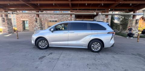 Toyota Sienna 2024