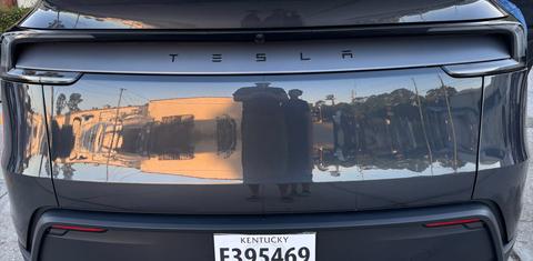 Tesla Model Y 2026