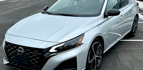 Nissan Altima 2024
