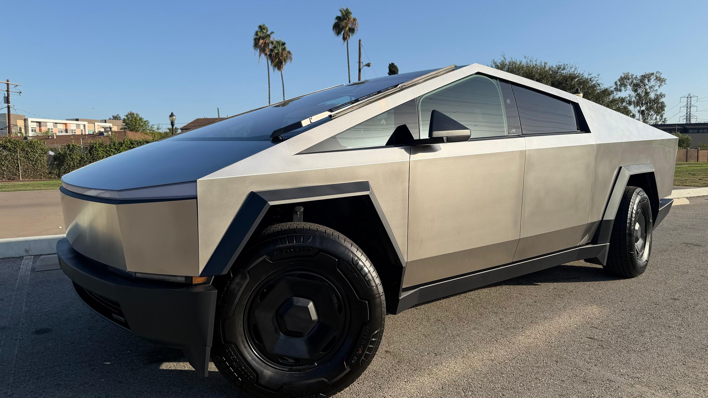 Tesla Cybertruck 2026 in Rosemead, CA