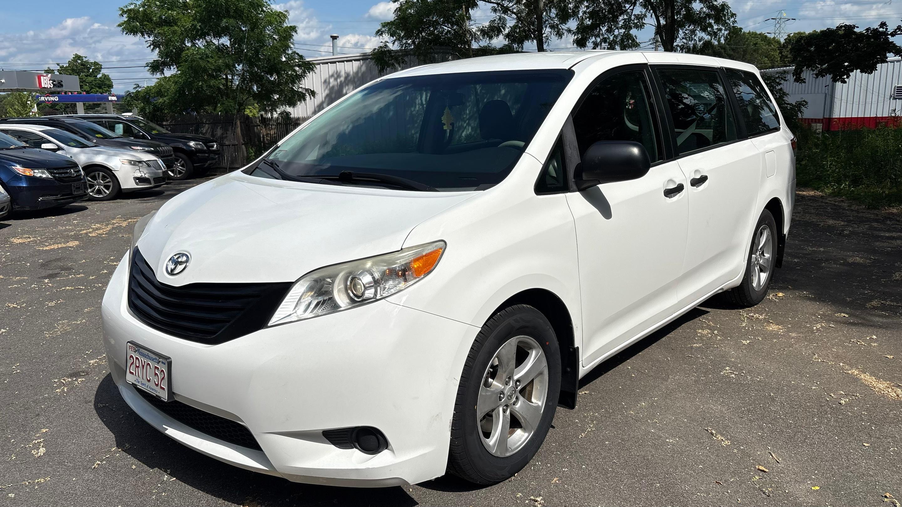Toyota Sienna 2014 in Attleboro, MA