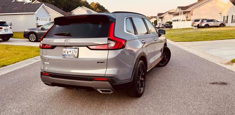 Honda CR-V Hybrid 2024 rental in Myrtle Beach, SC by Lloyd A. | Turo