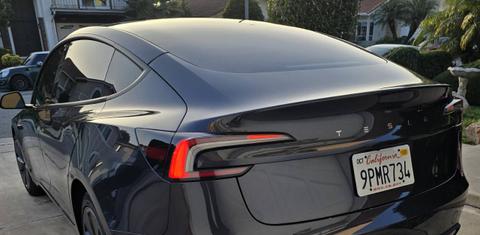 Tesla Model 3 2024