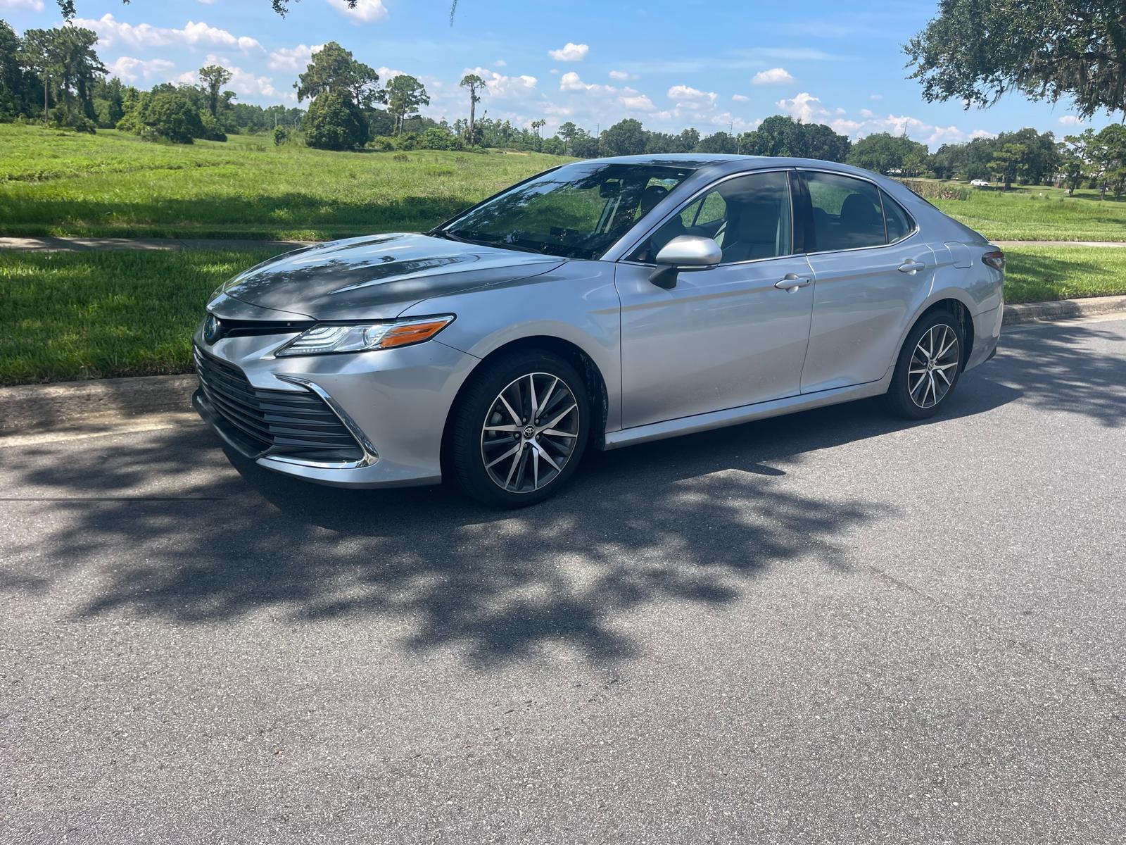 Toyota Camry Hybrid 2022 in Orlando, FL