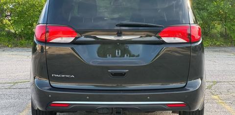 Chrysler Pacifica 2017