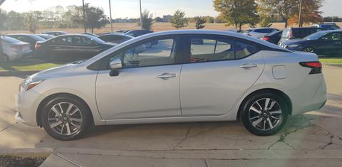 Nissan Versa 2021