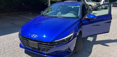 Hyundai Elantra 2023