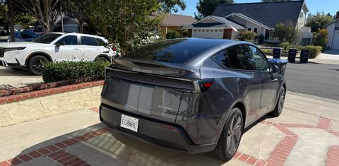 Tesla Model Y 2026