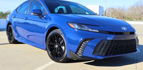 Toyota Camry Hybrid 2026