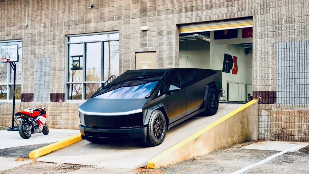 Tesla Cybertruck 2025 in Augusta, GA